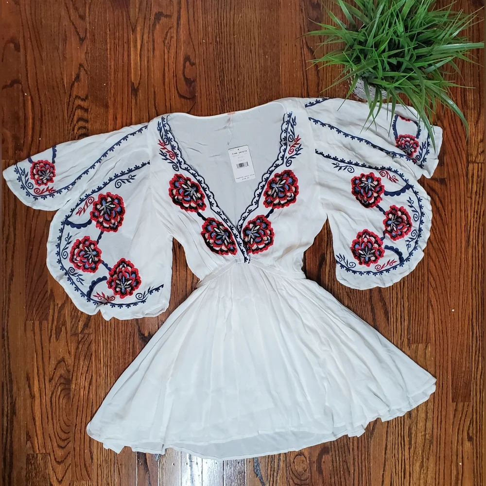 Free People NWT Women's Cora White Floral Embroidered Mini Dress Size S/Petite - Picture 7 of 15
